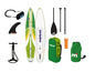 Une planche de paddle gonflable Mistral verte avec accessoires, y compris une pompe, une pagaie et un sac à dos.