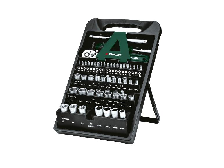 Coffret d'outils Parkside avec douilles et embouts dans une boîte noire.