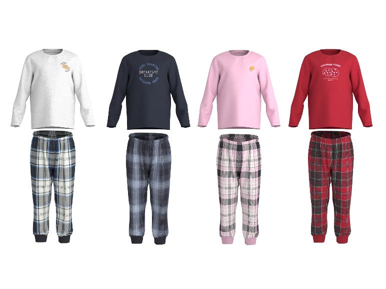Quatre ensembles de pyjamas à manches longues et pantalons à carreaux pour enfants, avec des imprimés sur le thème du petit-déjeuner.