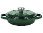 Cocotte en fonte émaillée verte avec couvercle et bouton argenté