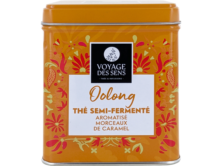 Thé oolong semi-fermenté au caramel dans une boîte orange décorée.
