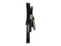 Une chaise pliante verte avec un cadre en métal noir.