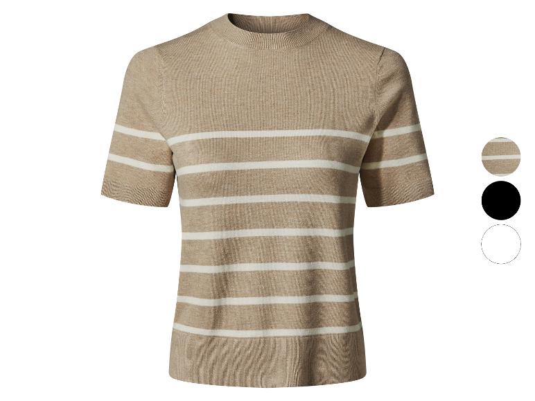 T-shirt rayé beige à manches courtes.