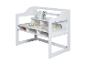 Bureau d'enfant blanc avec étagères et rangements.