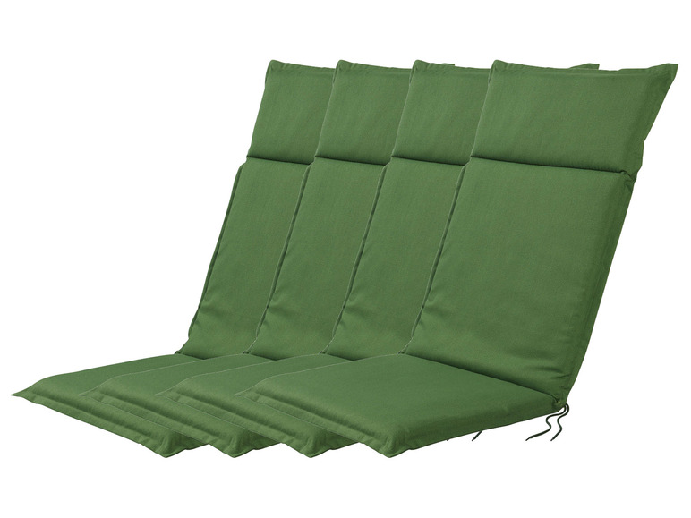 Quatre coussins verts pour chaises de jardin.