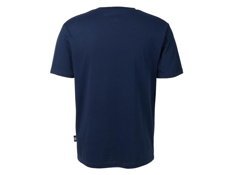 T-shirt bleu foncé avec une étiquette NFL sur l'ourlet inférieur.