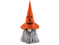 Nain d'Halloween avec un chapeau orange en forme de citrouille et une longue barbe grise.