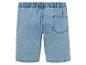 Shorts en jean bleu clair, coupe décontractée.