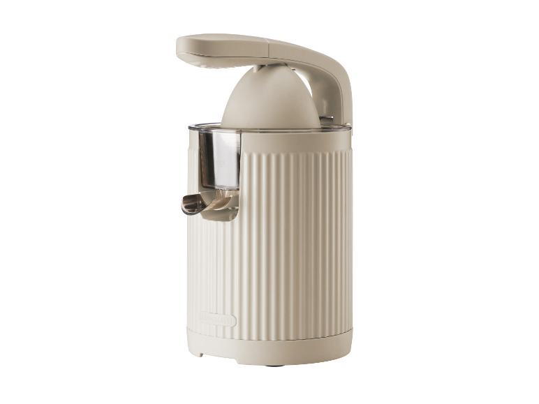 Presse-agrumes SilverCrest de couleur beige clair avec un design nervuré