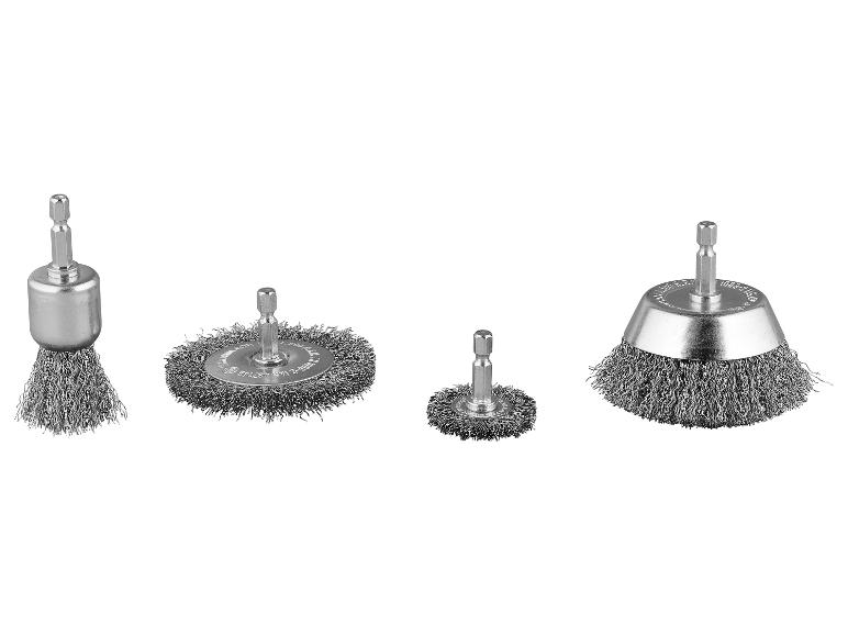 Quatre brosses métalliques conçues pour les perceuses.