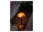 Lampe solaire en forme de champignon pour jardin.