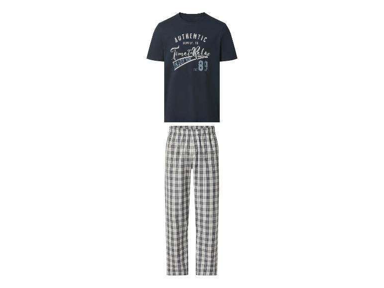 Pyjama homme avec t-shirt bleu marine imprimé et pantalon à carreaux gris.