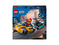 Boîte LEGO City avec deux karts et des pilotes de course.