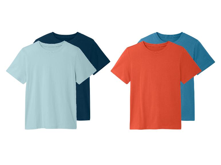 T-shirts unis: bleu clair, bleu marine, orange et bleu sarcelle.