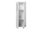 Une armoire blanche avec une porte en verre et trois étagères.