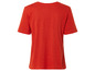 Un t-shirt rouge uni.
