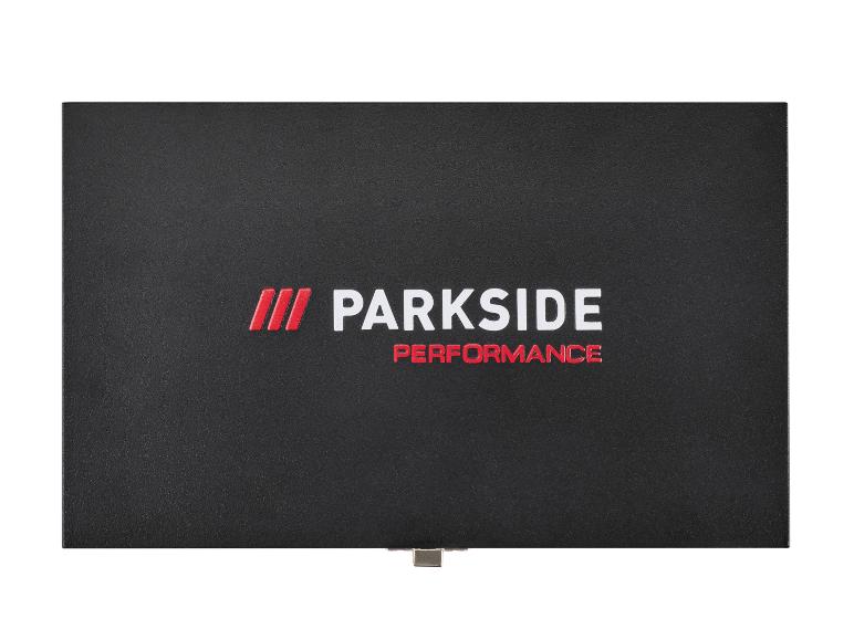 Boîte noire avec lettrage blanc et rouge 'PARKSIDE PERFORMANCE'.
