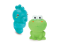 Jouets de bain : hippocampe et grenouille.