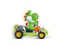 Voiture miniature CARRERA Mario Kart avec Yoshi roulant à toute vitesse