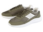 Deux paires de baskets vertes avec des semelles blanches