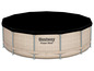 Une piscine Bestway Power Steel avec une couverture protectrice noire.
