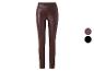 Pantalon femme en similicuir marron avec deux options de couleur.