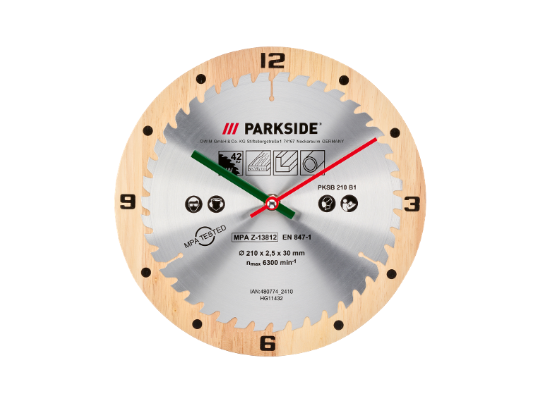 Une horloge en forme de lame de scie circulaire Parkside.