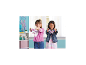 Deux filles souriantes tenant leurs créations de perles licorne colorées.