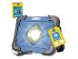 Lampe de travail bleue LIVARNO® « The Portable » avec emballage, câble USB et étiquette indiquant 1000 lm et 3 heures d'autonomie.