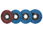Quatre disques abrasifs à lamelles, un rouge et trois bleus, disposés en rangée.
