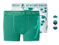 Boxers pour hommes avec imprimé de ballons de football et silhouette de footballeur, verts et blancs.