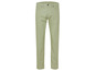 Un jean vert clair pour homme.