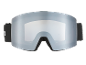 Masque de ski argenté avec sangle noire et rembourrage en mousse.