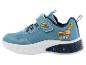 Chaussures bleues pour enfants avec un excavateur jaune et des lumières bleues.