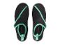 Paire de chaussures d'eau Crivit noires et turquoise.