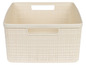 Un panier de rangement en plastique beige avec un motif tissé.