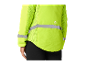 Une veste de sécurité Crivit jaune vif avec des panneaux en mesh.