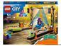 Ensemble de cascadeurs LEGO City avec une moto de motocross et une rampe de cascade.