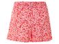 Shorts à fleurs rouges et roses : vêtements d'été.