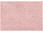 Tapis de bain rose avec un motif subtil de rayures ondulées.