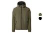 Doudoune homme vert olive avec fermeture éclair noire et capuche doublée de noir.