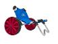 Chariot de transport pliable avec roues rouges et siège bleu.