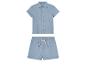 Ensemble short et chemise bleu clair pour enfant.