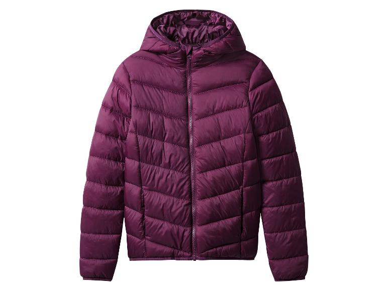 Veste rembourrée violette à capuche.