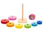 Jeu d'empilage en bois avec Peppa Pig, avec des anneaux colorés avec des chiffres.