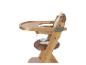 Chaise haute en bois pour bébé avec rembourrage marron et beige et plateau.