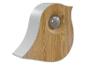 Détecteur de mouvement au design bois et finition blanche, avec une sphère de capteur grise.