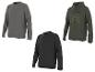 Trois sweat-shirts : un gris, un noir avec une poche poitrine et un vert à capuche avec un imprimé.