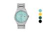 Une montre Auriol argentée avec un cadran turquoise.