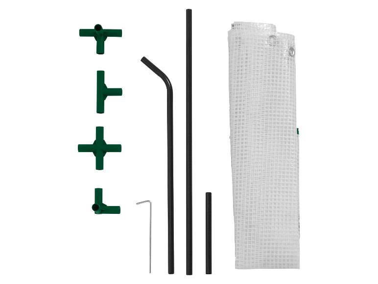 Pièces d'armature de serre verte et couverture en maille blanche